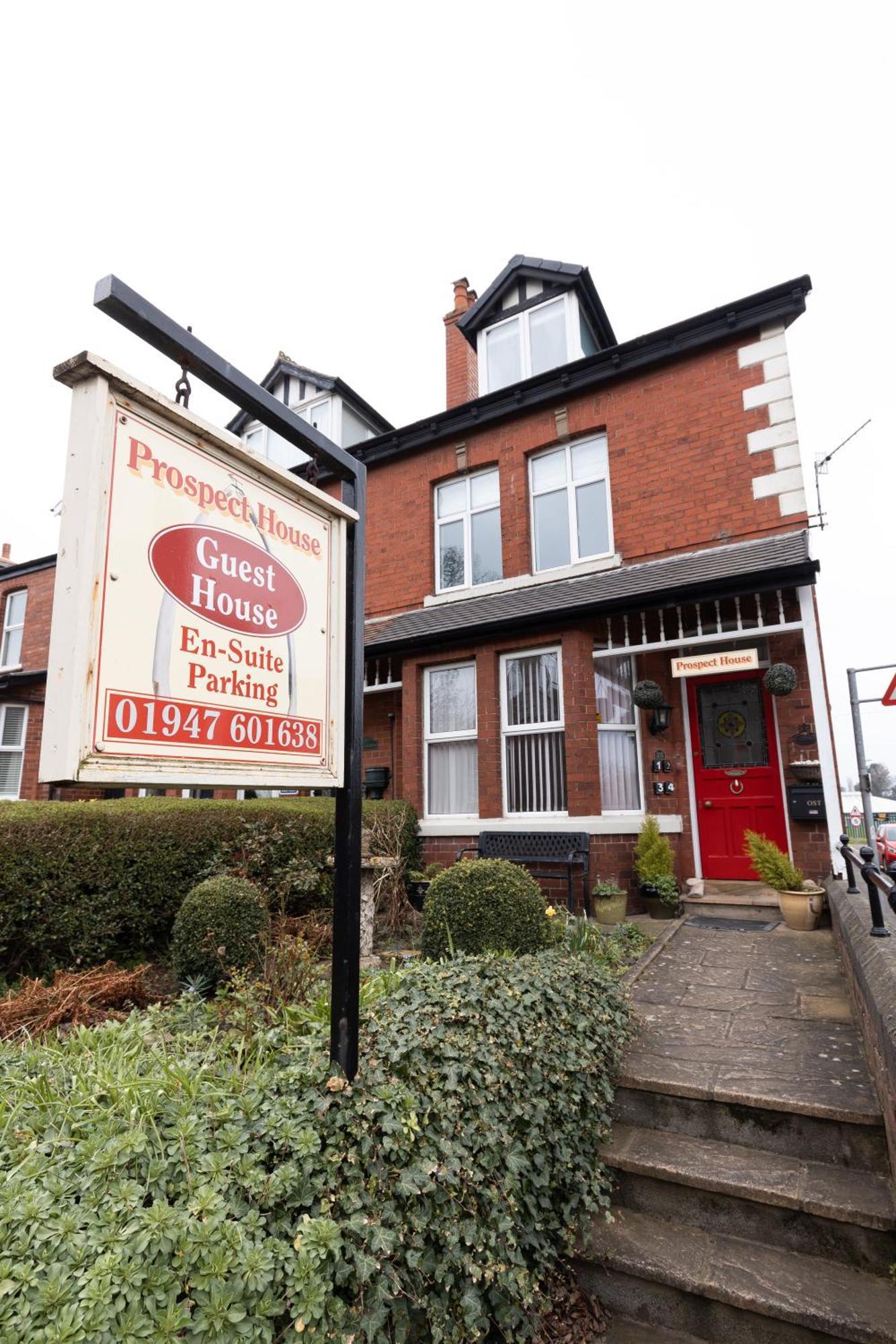 Prospect House 3* Whitby